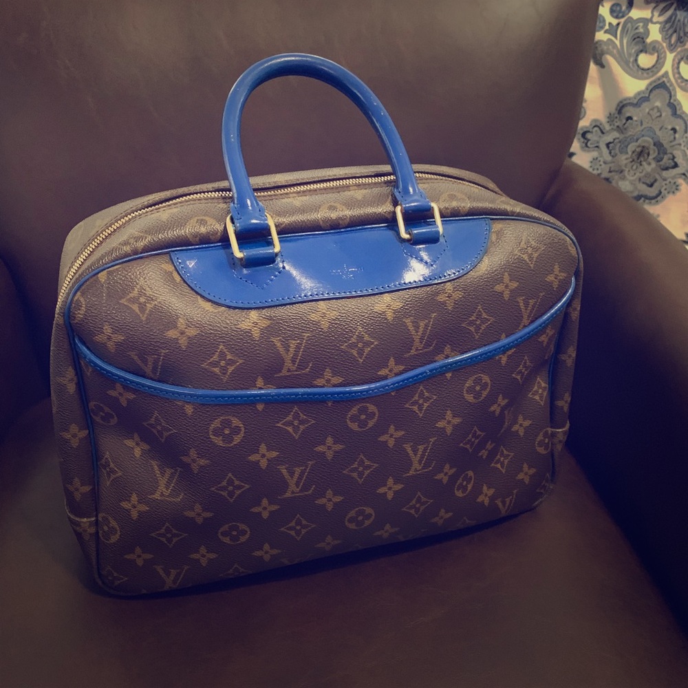 Authentic Louis Vuitton Deauville